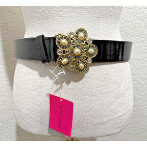 NWT Betsy Johnson Sz M Belt Black Shiny Gold Rhinestone Faux Pearl Buckle
